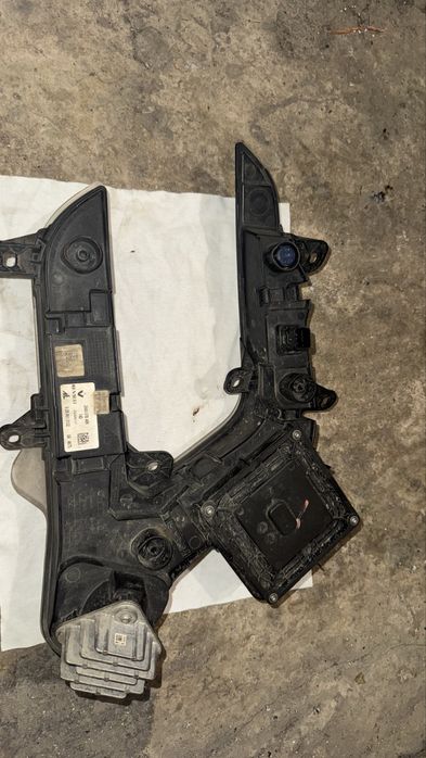 DLR - Lumina de zi Renault Capture stanga   echivalent 266055303R