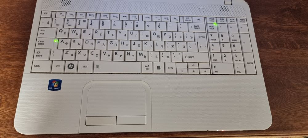 TOSHIBA Satellite C850-C1W