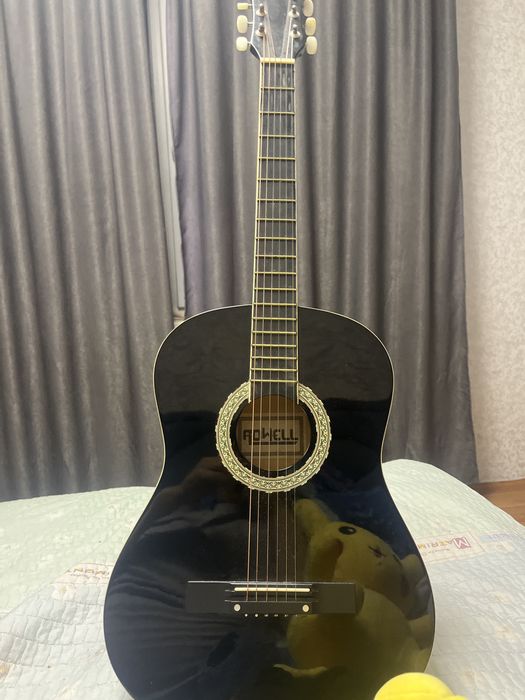 продам гитару ак