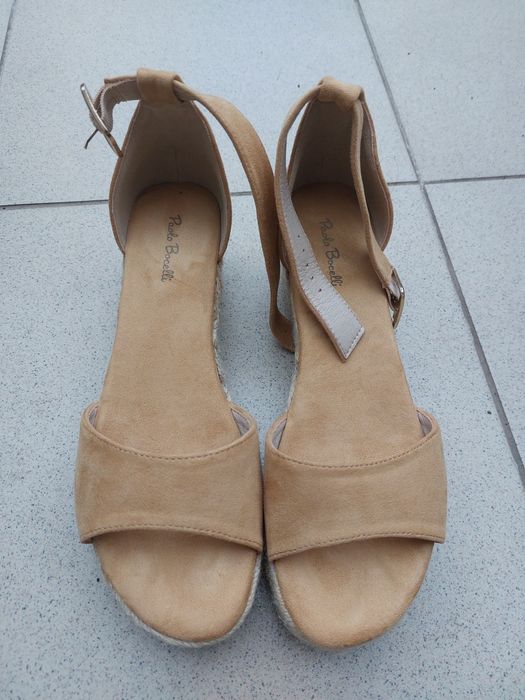 Сандали от естествен велур