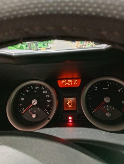 Renault Megane 2 – 1.5 dCi – 101 CP – fără rugină – stare foarte bună