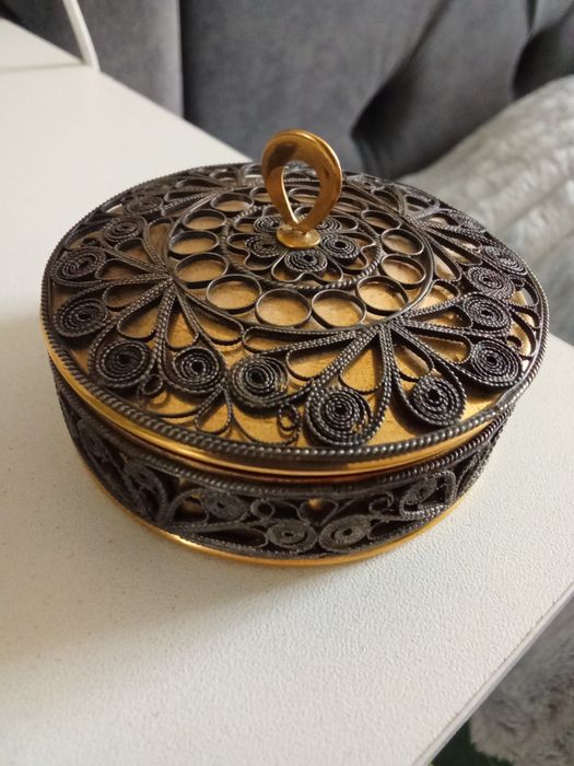 Пудреница , шкатулка