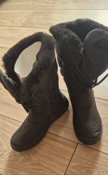 Боти Deezee и ботуши Mc Kinley