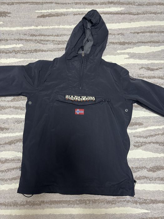 Ветровка Napijri