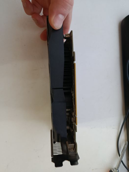 Видеокарта asus gtx 1050 2gb