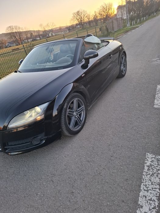 Audi TT / 2008 / automata / 2.0 benzina / 200 CP 
Pachet S-Line ( inte