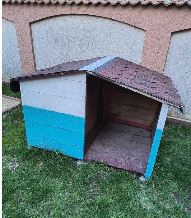 Casuta pentru caine de talie mare