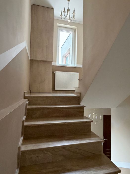 Închiriez garsonieră 30mp.