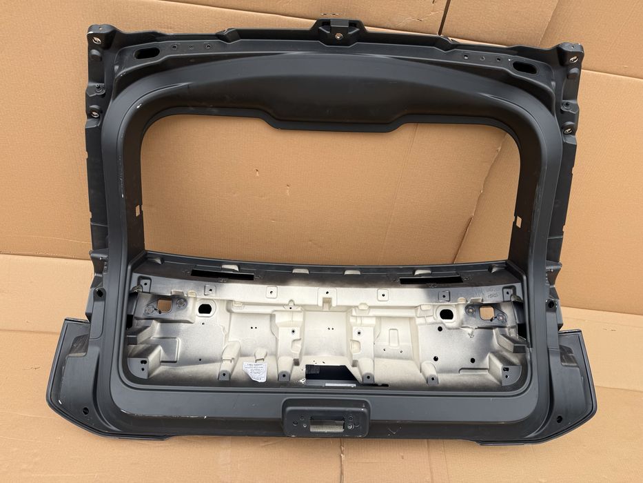 Капак Land Rover Range Rover Sport L461 2024-