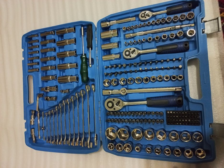 Инструмент набор 216 предметов профиссанал quality tools даставка