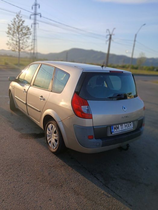 Renault Grand Scenic 2