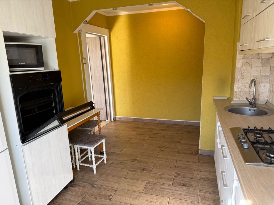 De inchiriat apartament 2 camere