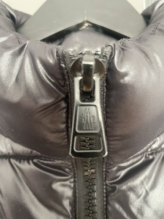 Vesta neagra Moncler