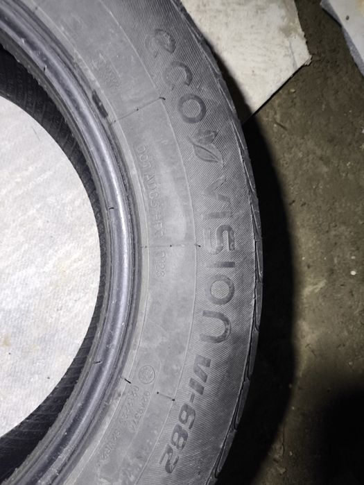 Продам резину 215*60"16