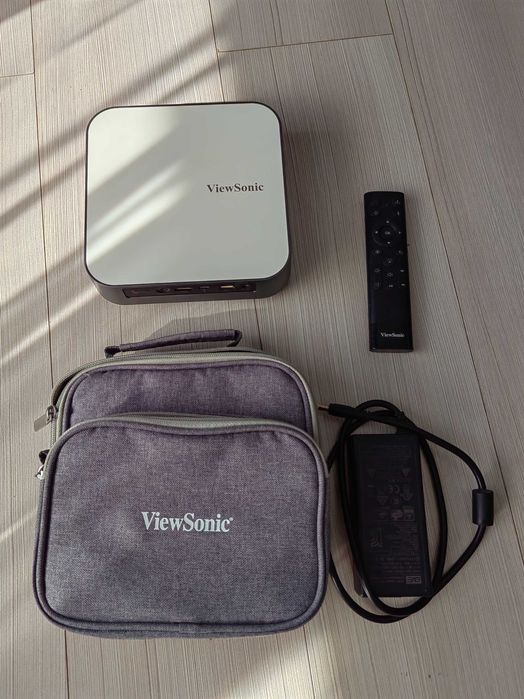 Videoproiector ViewSonic M2E, 1000 lumeni, Smart Wi-Fi, LED Full HD