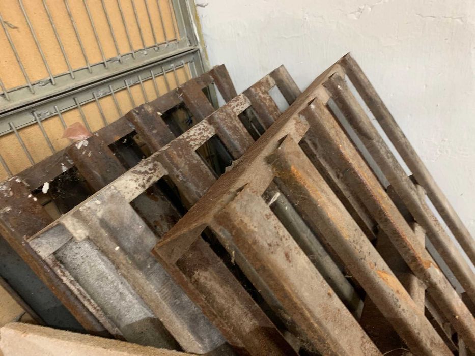 Поддоны металлические