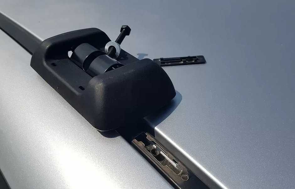 Напречни греди за багажник за фабрични резби на покрива, 120см, с ключ