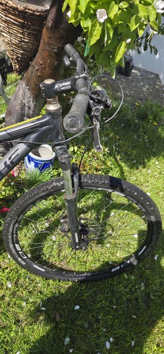 Bicicleta 29 frana pe discuri