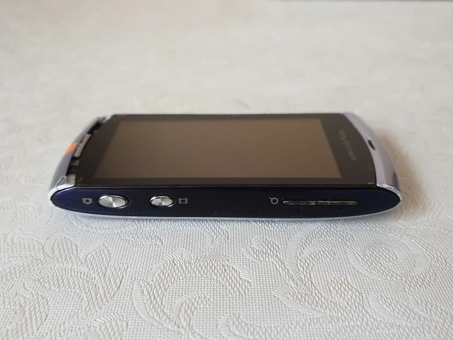 Sony Ericsson Vivaz (U5i) за части