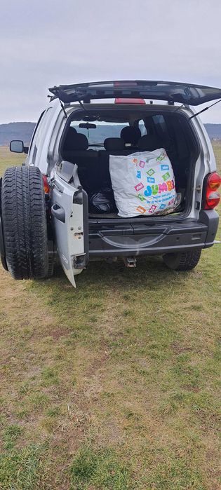 Джип чероке 4×4 2.5