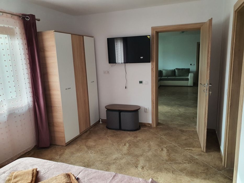 Închiriez cabană- casa de vacanță în Vama Buzăului