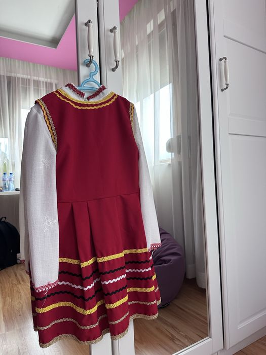 Детска носия за момиче