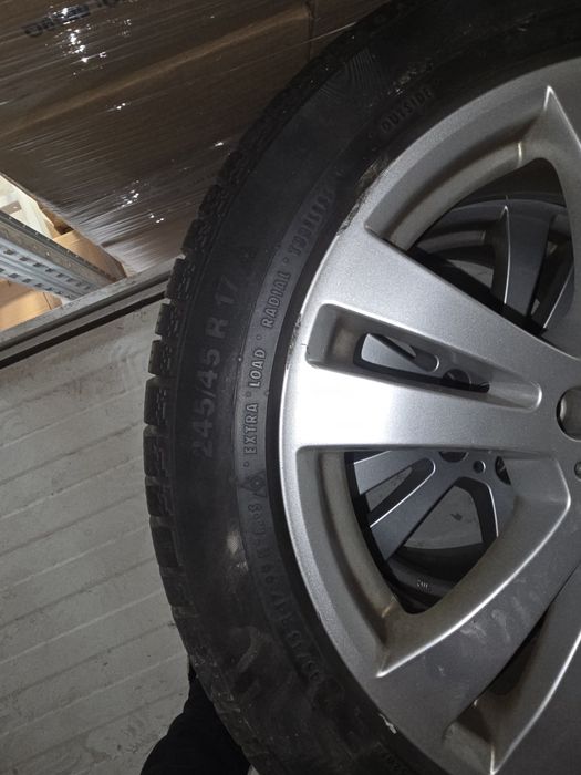 Jante 17 Mercedes e class cu anvelope Continental 245/45/R17 iarna Dot 18/16