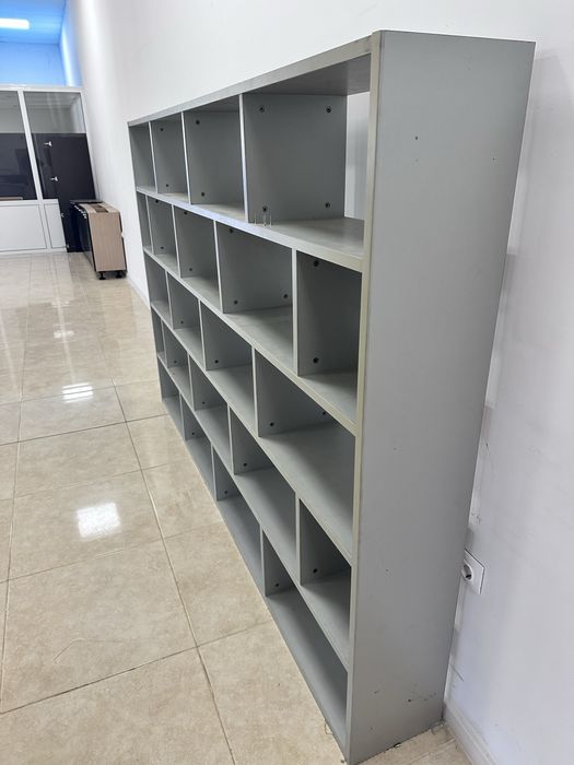 Стелажни рафтове Размери  Дължина 2,50  -височина 2 метра