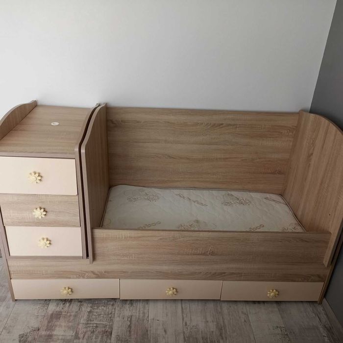 Детска дървена кошара + матрак