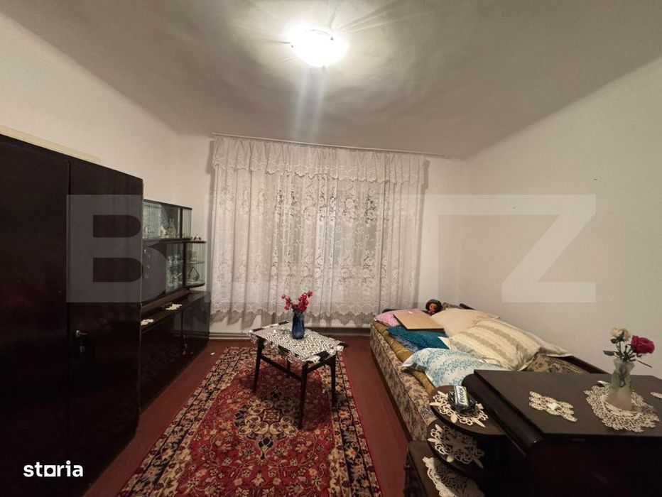 Casa 3 corpuri • Central Geoagiu • 657 mp teren • Garaj & utilit