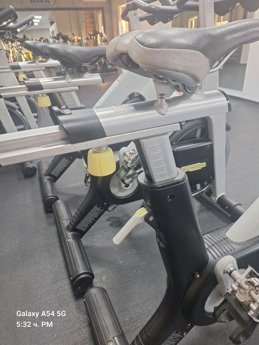 TechnoGym Group Cycle Spinning Bike: ВЕРИГА - 3бр. и РЕМЪК - 11бр.