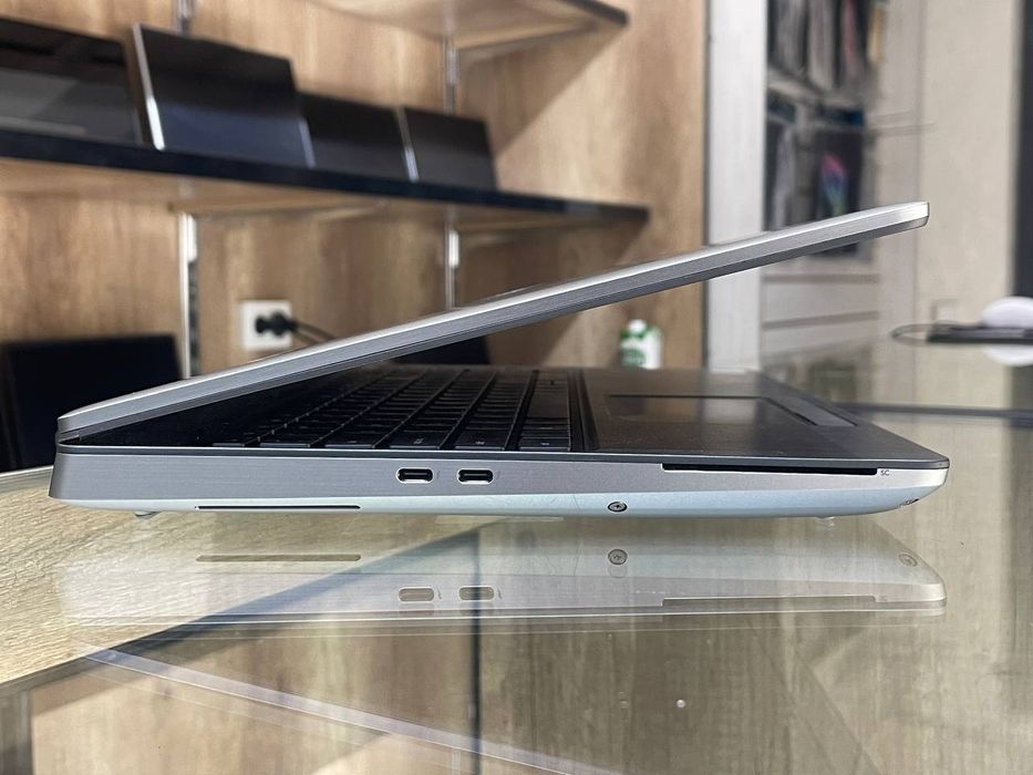 DELL Precision 7550 Core i7 Workstation