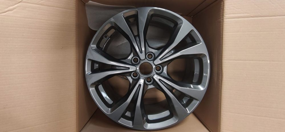 Janta R18 Original Original Ford kuga R18 Et.50 7.5jx18 5x108 LV4C-N2B