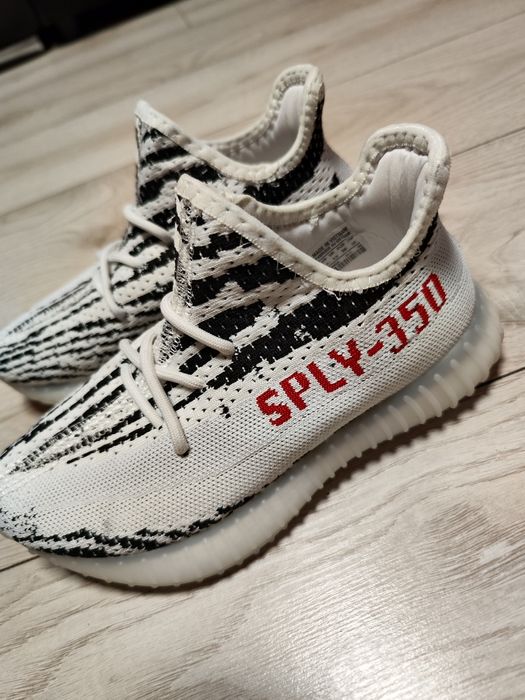 Adidas Yeezi оригинални