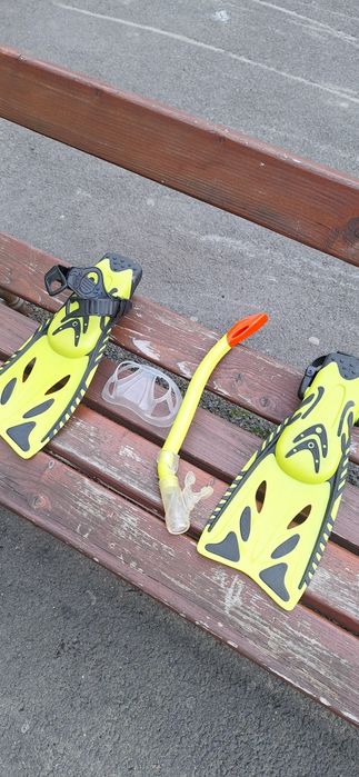 Labe scufundări Junior...