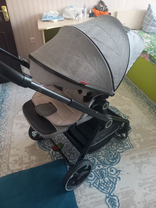 Коляска прогулочная детская