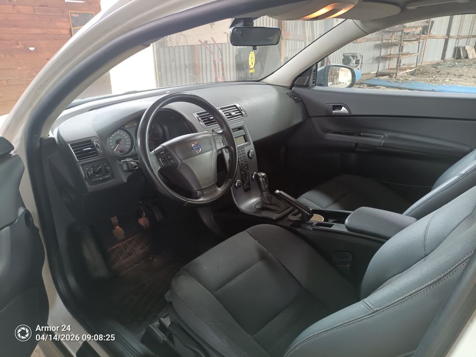 Volvo C30 на части