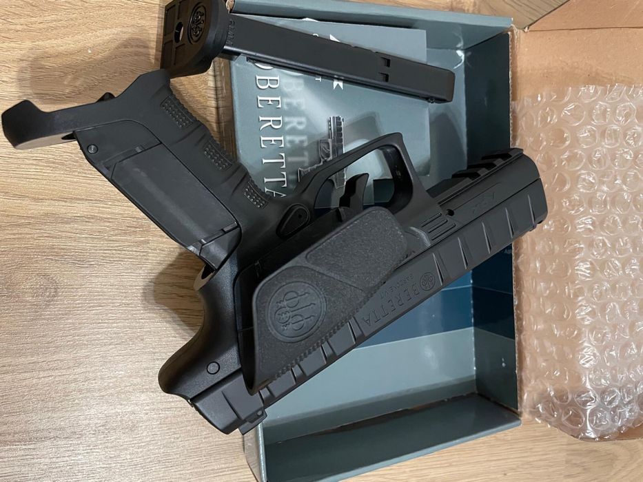 Pistol Airsoft BERETTA APX