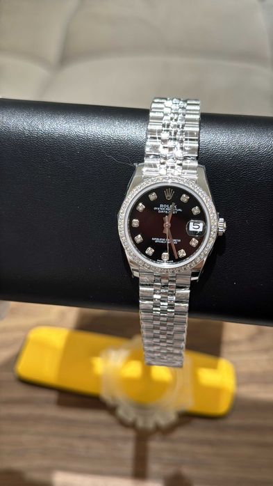 rolex datejust 31mm диамантен безел