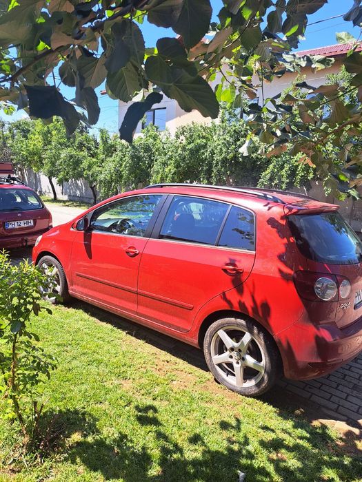 VOLKSWAGEN Golf Plus 2011 — imagine 3