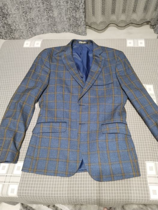 Пиджак классика 48 размер М