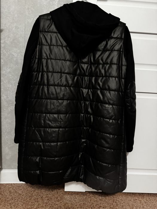 Продам весеннюю куртку