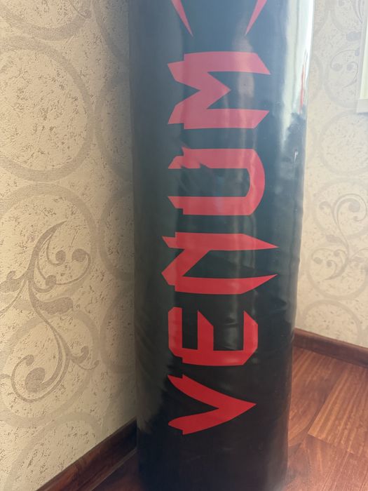 Груша боксерская Venum