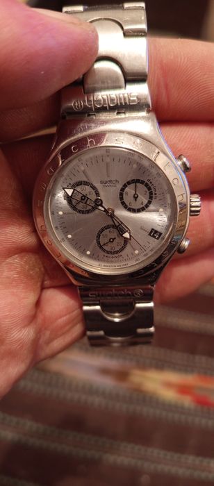 Vând ceas Swatch irony