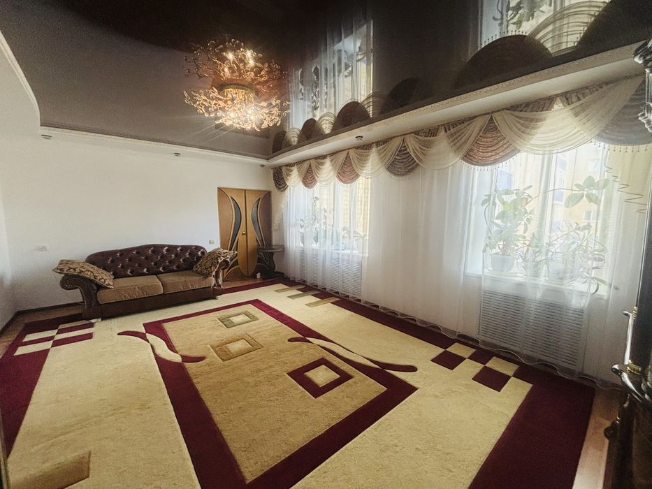 Продается Квартира  старый 40