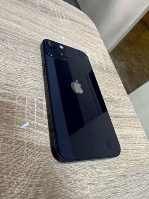 IPhone 13 128gb…..