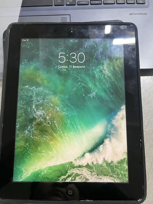 Продам iPad 4 б/у