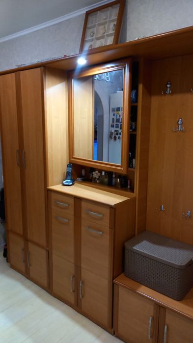 Продается прихожка б.у в хорошем состоянии