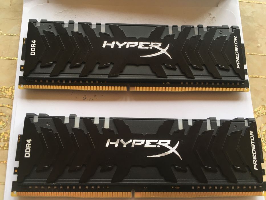 Kingston HyperX Predator 2x8 GB ddr4