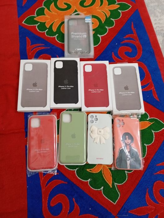 Продам чехлы на iPhone 11 pro max